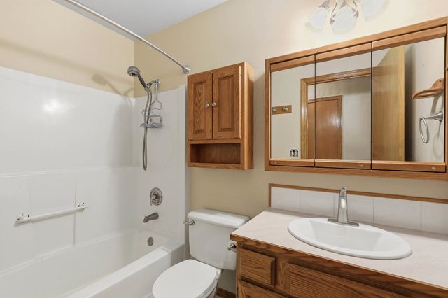 5910 S Julia Ct, Spokane, WA 99223