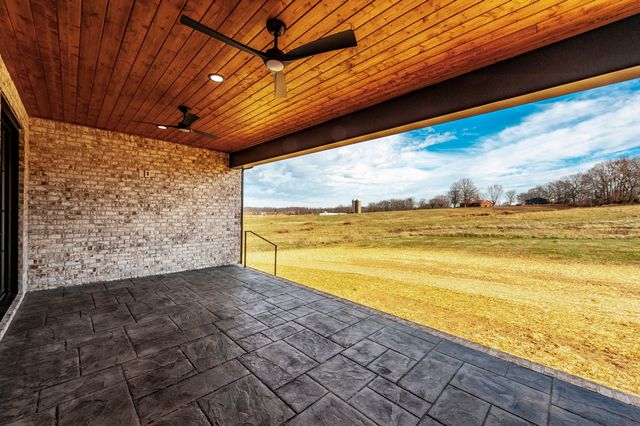 408 Halltown Rd, Portland, TN 37148