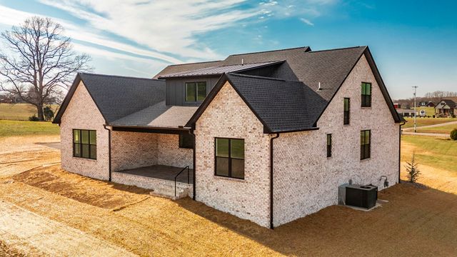 408 Halltown Rd, Portland, TN 37148