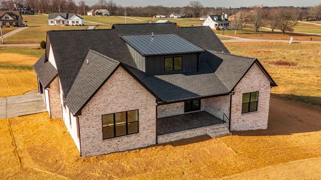 408 Halltown Rd, Portland, TN 37148