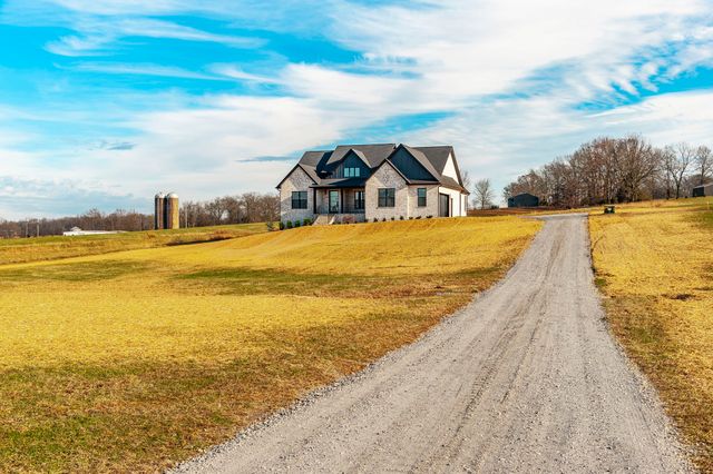 408 Halltown Rd, Portland, TN 37148