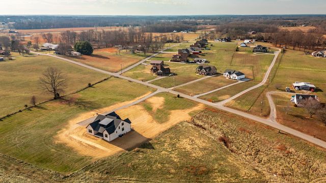 408 Halltown Rd, Portland, TN 37148