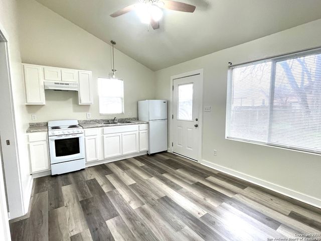 4810 John Victor, San Antonio, TX 78220