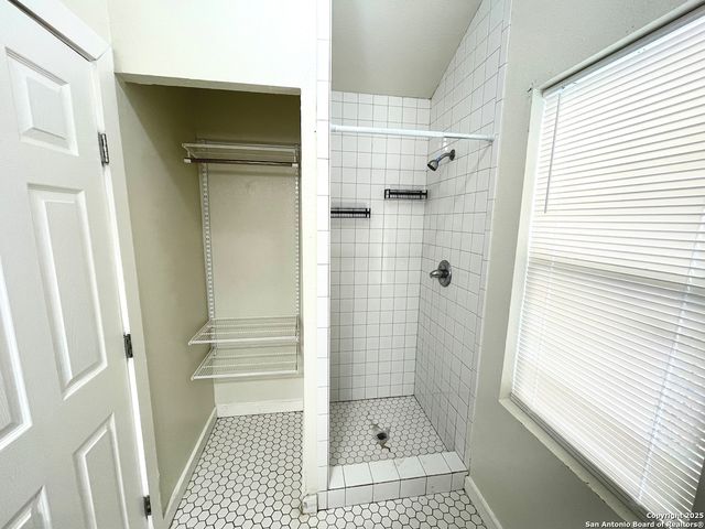 4810 John Victor, San Antonio, TX 78220