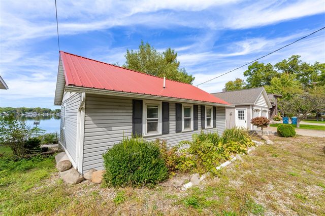 106 Lyon Lake Road, Marshall, MI 49068