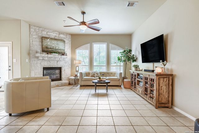 18647 Rogers Glen, San Antonio, TX 78258