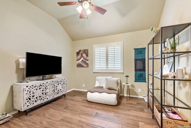 18647 Rogers Glen, San Antonio, TX 78258