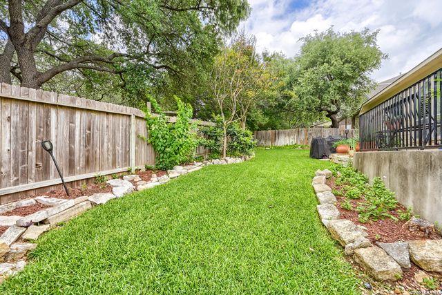 18647 Rogers Glen, San Antonio, TX 78258