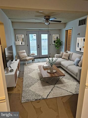 9800 GAY DR, Upper Marlboro, MD 20772