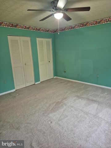 9800 GAY DR, Upper Marlboro, MD 20772