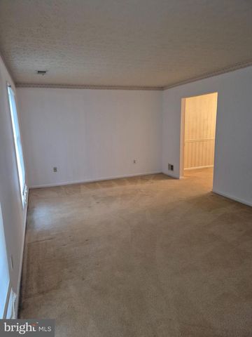 9800 GAY DR, Upper Marlboro, MD 20772