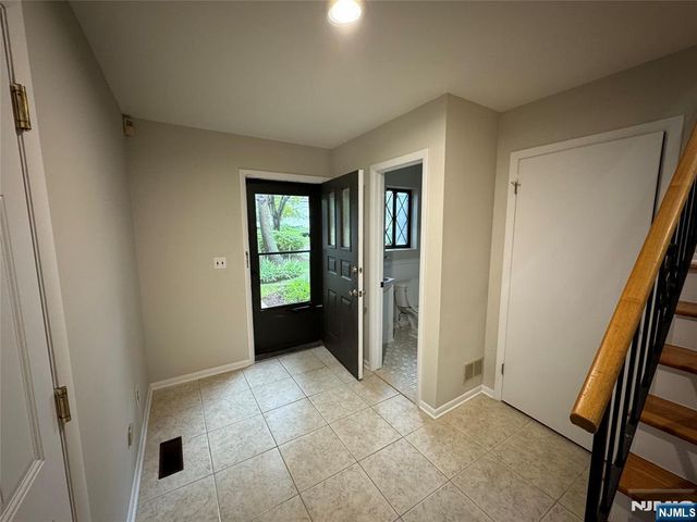 119 Broadway, Cresskill, NJ 07626