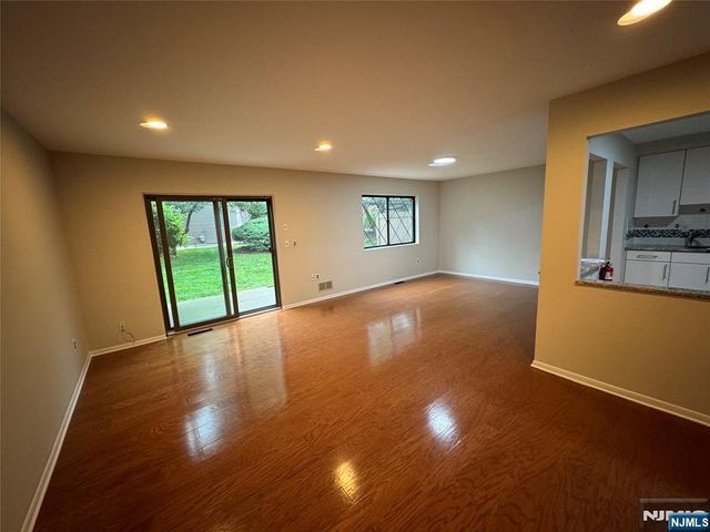 119 Broadway, Cresskill, NJ 07626
