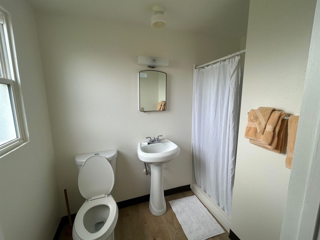 312 E 1st St, Sprague, WA 99032 photo 7