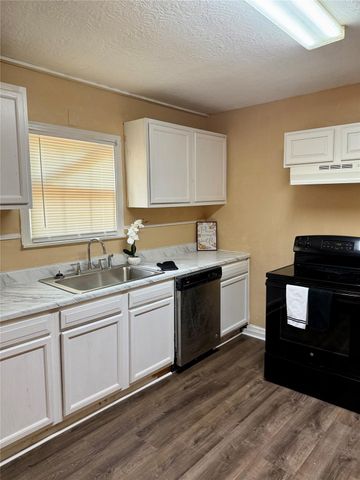 1908 Oregon Street, Baytown, TX 77520
