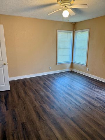 1908 Oregon Street, Baytown, TX 77520