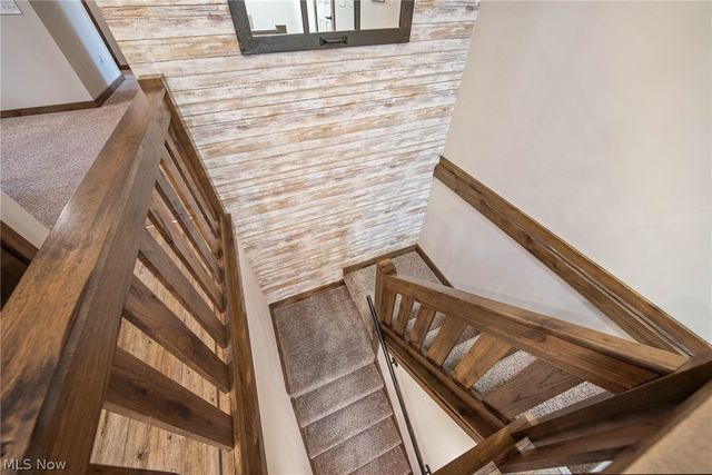 31 Shannon Drive, Apple Creek, OH 44606