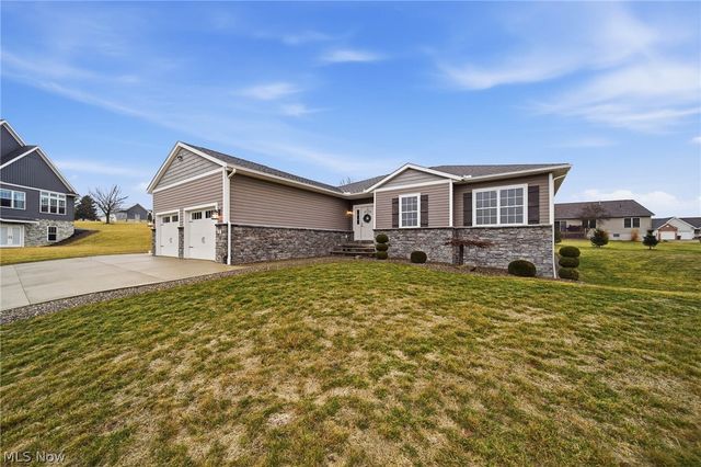 31 Shannon Drive, Apple Creek, OH 44606