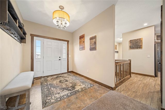 31 Shannon Drive, Apple Creek, OH 44606