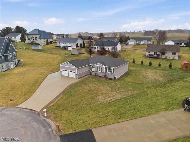 31 Shannon Drive, Apple Creek, OH 44606