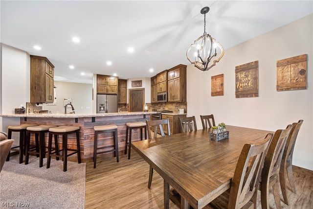 31 Shannon Drive, Apple Creek, OH 44606