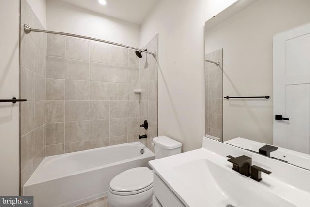 24563 POMMEL TER, Sterling, VA 20166