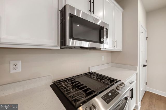 24563 POMMEL TER, Sterling, VA 20166