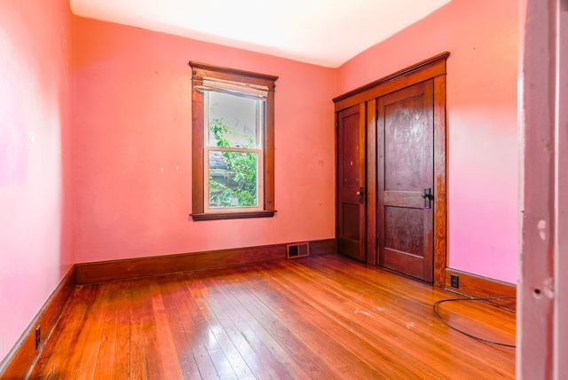 228 Brook St, New Bedford, MA 02746