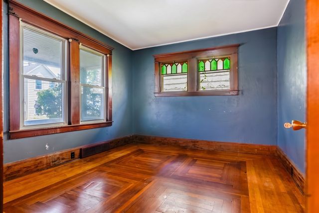 228 Brook St, New Bedford, MA 02746