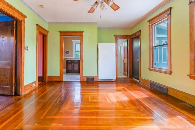 228 Brook St, New Bedford, MA 02746