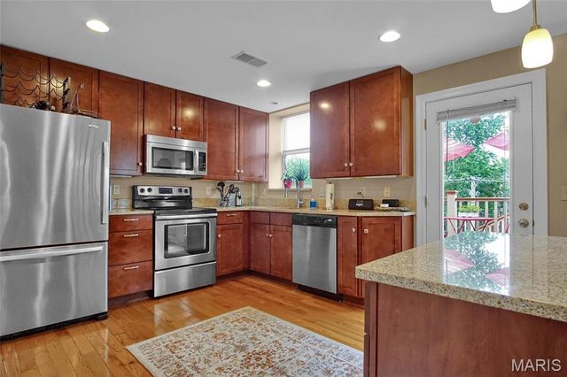 720 Westgate Avenue C, St Louis, MO 63130