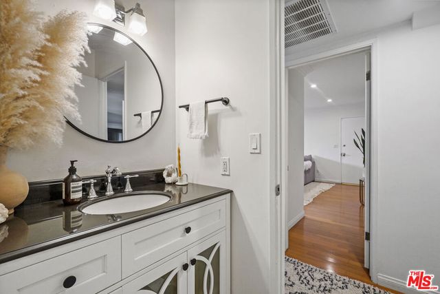 5025 Dantes View Drive, Calabasas, CA 91301