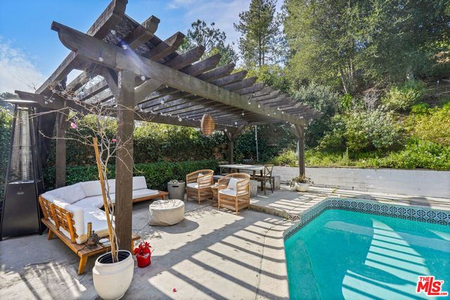 5025 Dantes View Drive, Calabasas, CA 91301