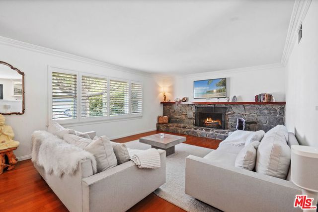 5025 Dantes View Drive, Calabasas, CA 91301