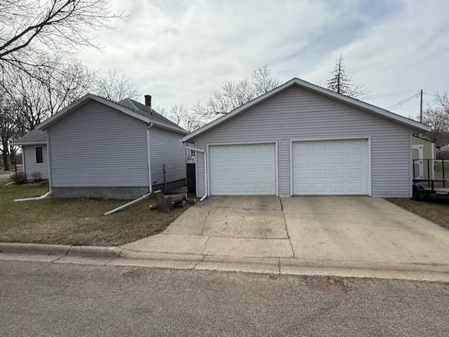 108 4th Street NE, Fulda, MN 56131
