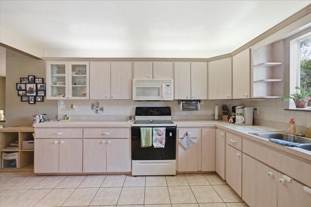 10331 CASEY DRIVE, New Port Richey, FL 34654