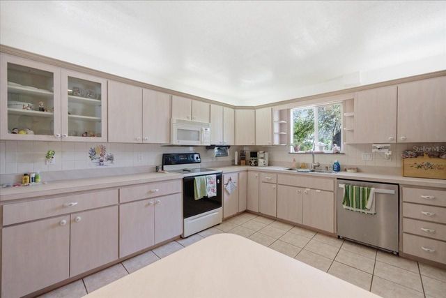 10331 CASEY DRIVE, New Port Richey, FL 34654