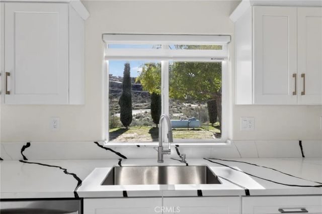 7680 Rockaway Avenue, Yucca Valley, CA 92284