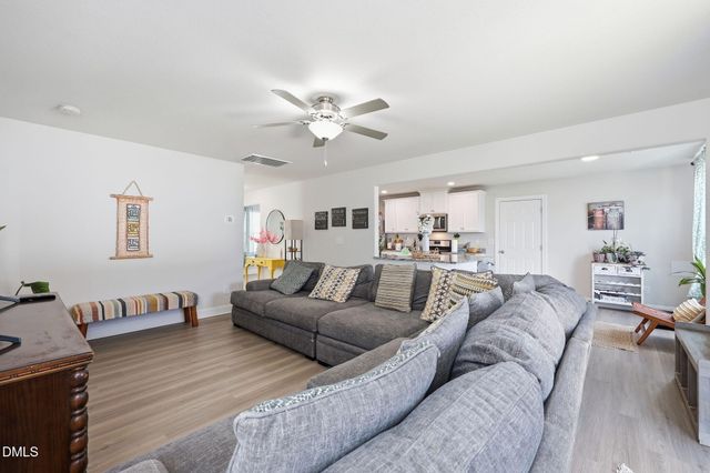 104 Antietam Place, Mebane, NC 27302