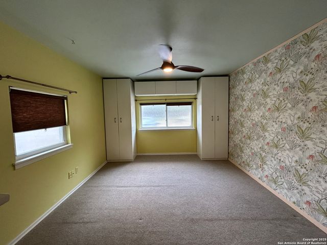 737 N Central Ave, New Braunfels, TX 78130