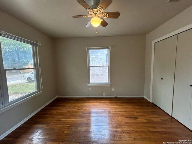 737 N Central Ave, New Braunfels, TX 78130
