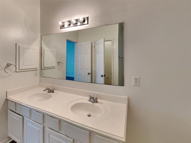 3043 Crestbrook Bend Lane, Katy, TX 77449