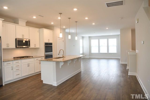 2207 Grants Pass Station, Apex, NC 27502