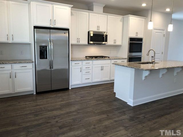 2207 Grants Pass Station, Apex, NC 27502