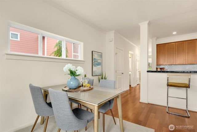 1937 18th Avenue NE, Issaquah, WA 98029