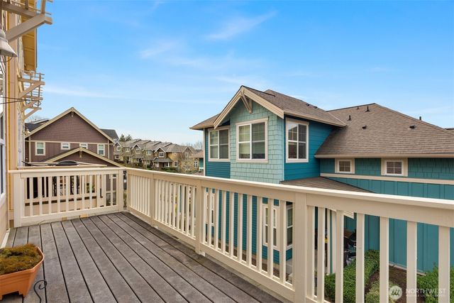 1937 18th Avenue NE, Issaquah, WA 98029