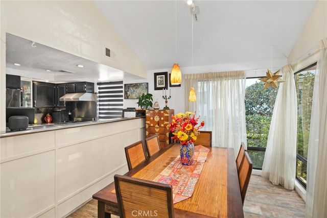 11407 Madera Rosa Way, San Diego, CA 92124