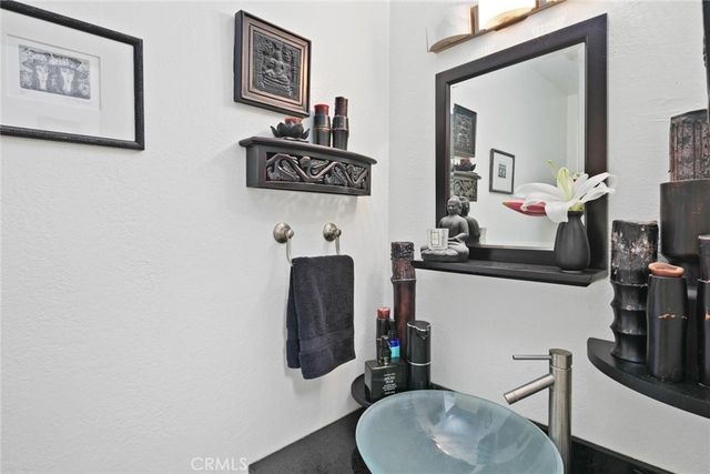 11407 Madera Rosa Way, San Diego, CA 92124