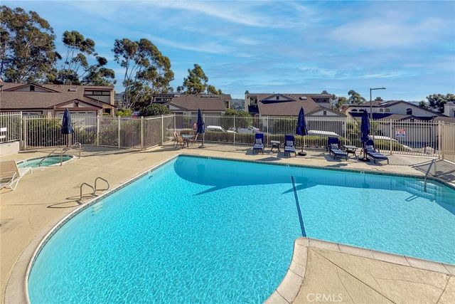 11407 Madera Rosa Way, San Diego, CA 92124