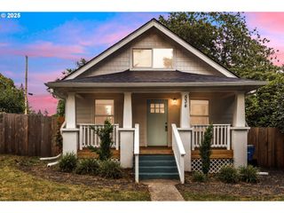 534 18TH St, Washougal, WA 98671